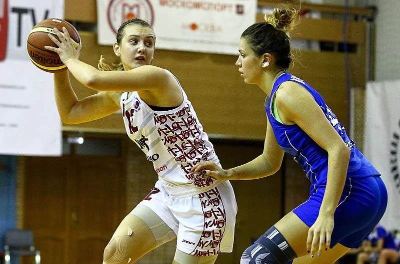 Анна Ленникова остается в 