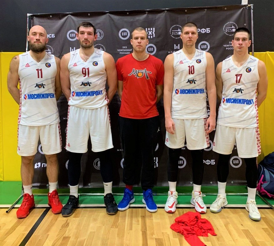 Мужская команда МБА 3x3 заняла 5-ое место в Питере