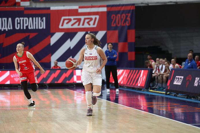Россия U20 обыгрывает Беларусь