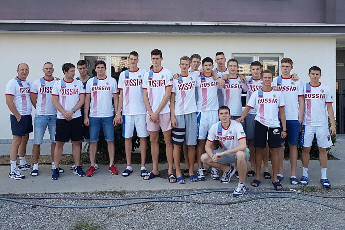 Сборная России под руководством Александра Антипова стартует на Евро U-16